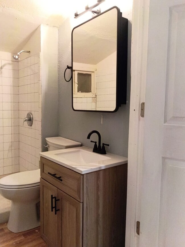 Photo - 737 Belmont Ave