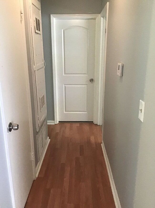 Building Photo - Move-In Ready 3-Bedroom Home in the Heart ...