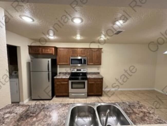 Photo - Spacious and updated 3 Bedroom 2 bathroom ...