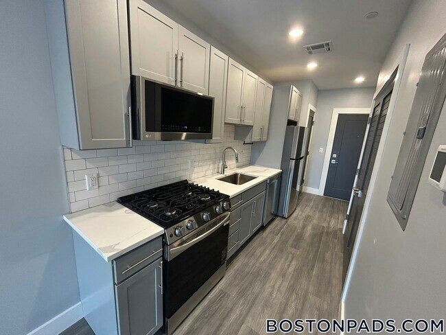 365 Western Ave Unidad 307