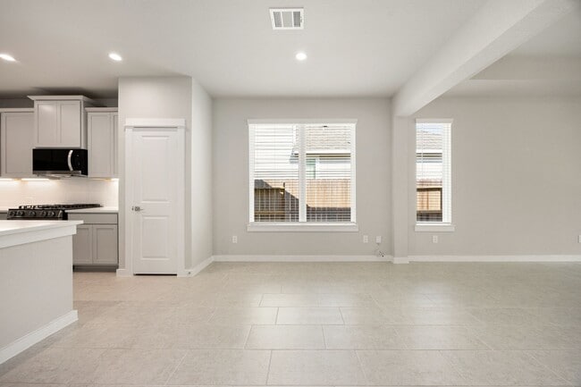 Building Photo - 33007 Carolyns Perfection Lp