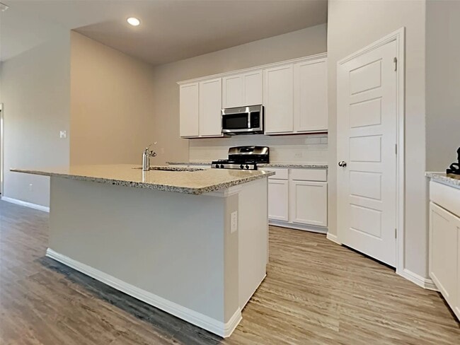 Photo - 2926 Culver Ave