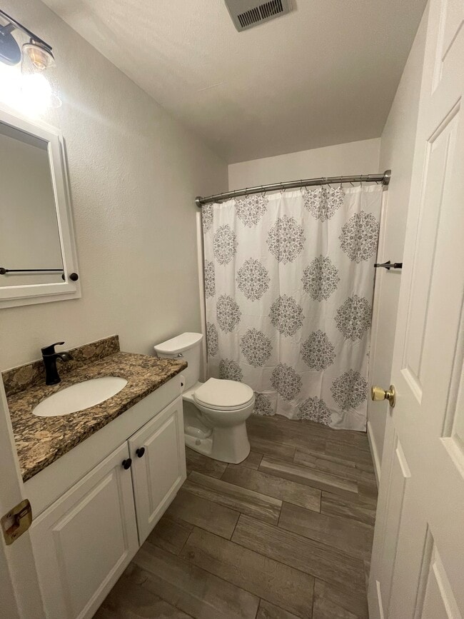 Photo - 309 Rim Rock Cir