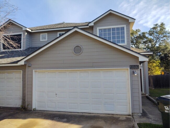 Photo - 801-803-803 Sagewood Trail Unit 803