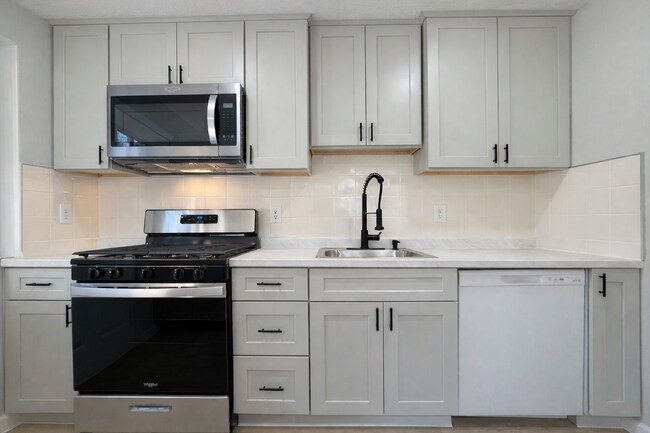 Photo - 1063 Tacoma St Unidad 2