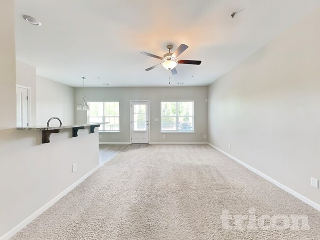 Photo - 324 Kinsale Dr