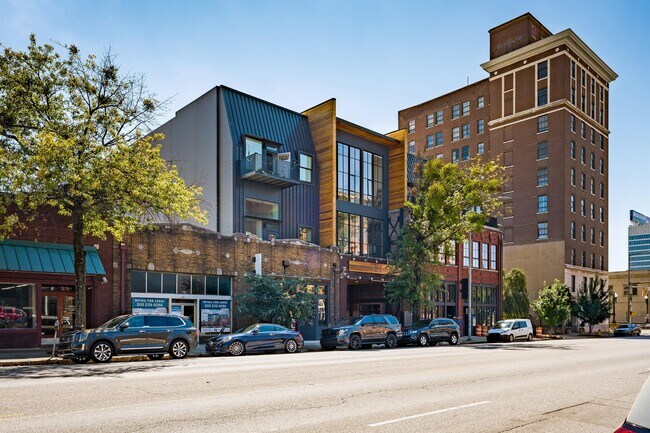 Photo - 2212 Morris Ave