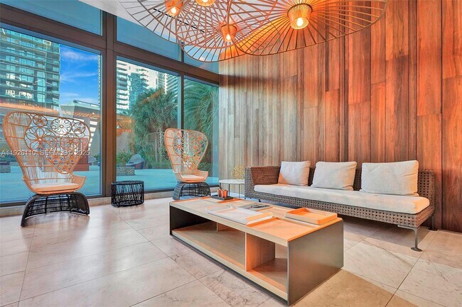 Photo - 88 SW 7th St Unit 2106