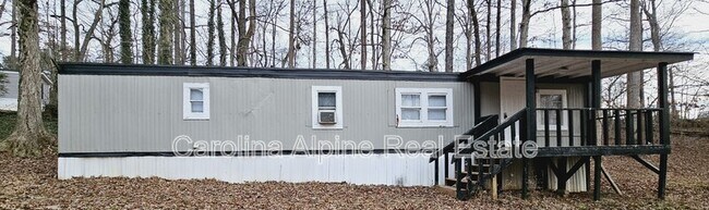 256 Bluebird Ln - 256 Bluebird Ln House