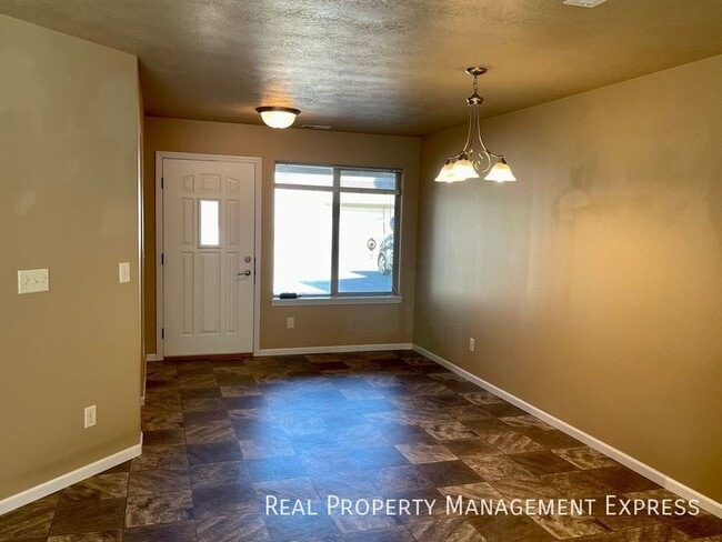 Photo - Amazing 3 Bedroom 2.5 Bath townhome in Harrisburg Unit B