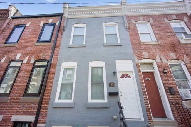 Building Photo - 1451 N Dover St