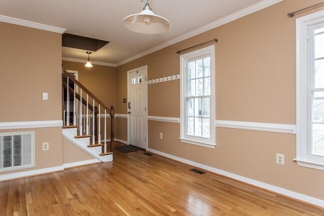 Photo - Beautiful 3 Bedroom, 2 Bathroom Home in Chesterfield ***Available Early-Mid June 2026***