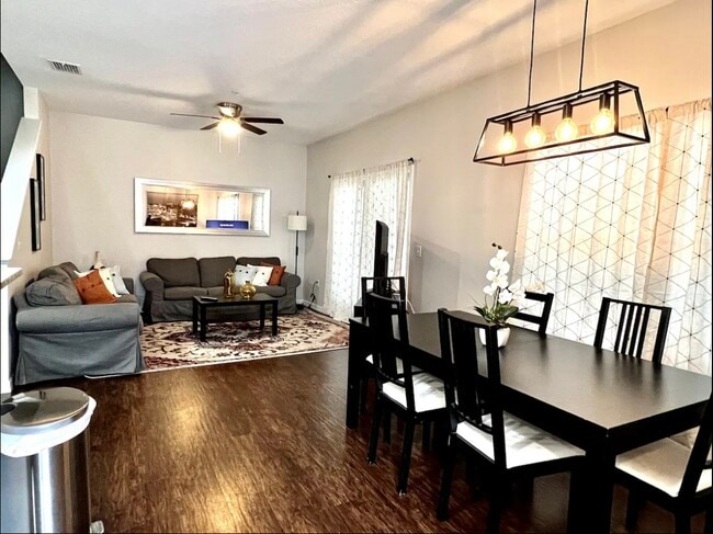 Photo - 5360 Diplomat Ct