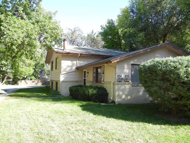 Streetview - 832 Lincoln St Townhome