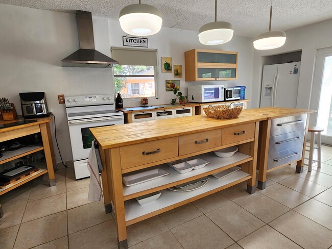 Photo - 1018 Lake Josephine Dr