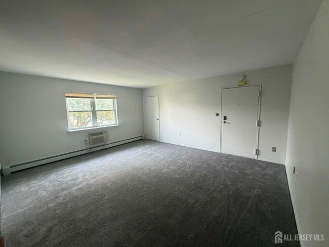 Building Photo - 289 Main St Unit 6D