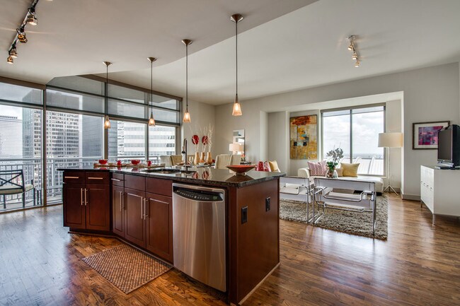 Photo - Downtown Luxury Lifestyle Unit OPP2