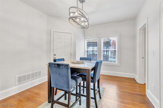 Photo - 2257 Grandview Ave Unit 3