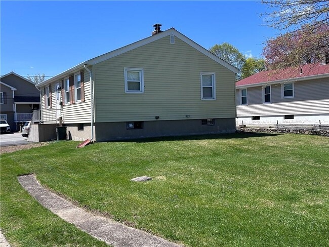 Photo - 9 Custer Ave