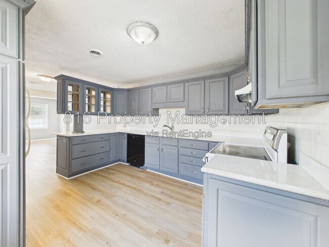 Photo - 5935 Cypress Pl