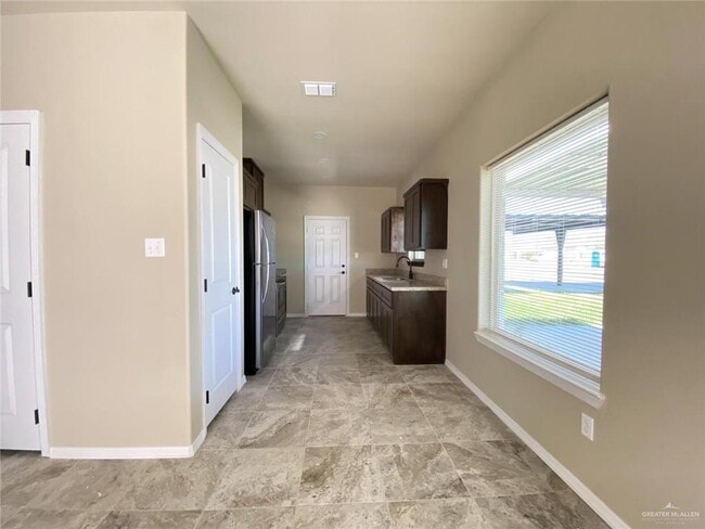 Photo - 8 Nightingale Ave Unit 2