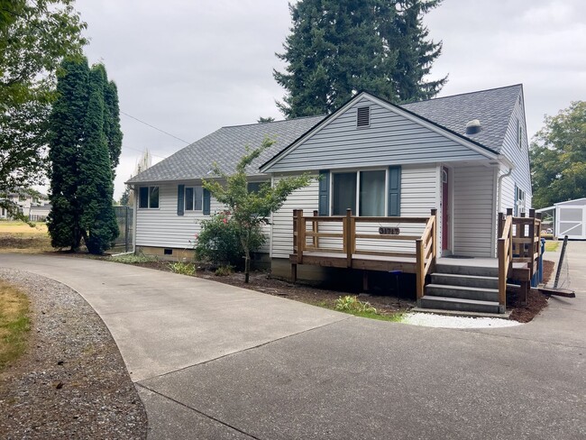 Photo - Country living 5 bed w/RV parking and 3 car garage!