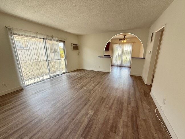 3545 Keystone Av Unit 4