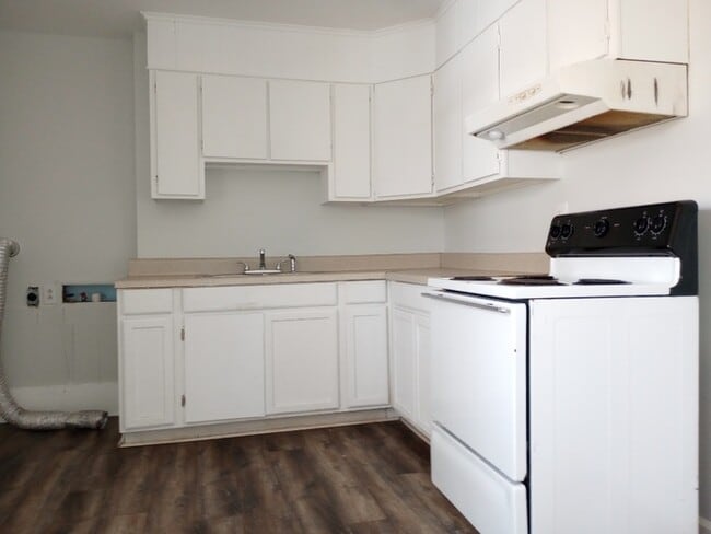 Photo - 29 Lynwood Dr