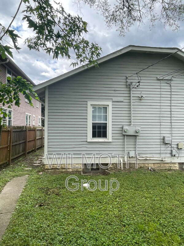 Photo - 1221 N Oxford St