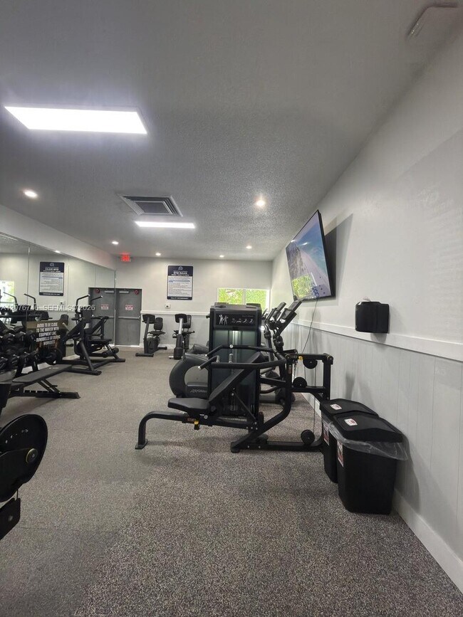 Photo - 17560 Atlantic Blvd Unit 503