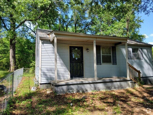 Building Photo - Welcome to 1933 Glenn Ave! Rental