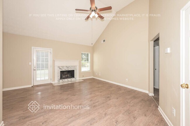 Photo - 950 Tigers Way