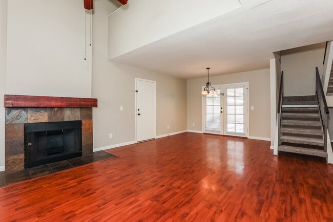 Photo - 1717 E Geronimo St