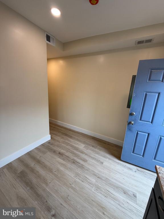 Photo - 1930 N Payson St