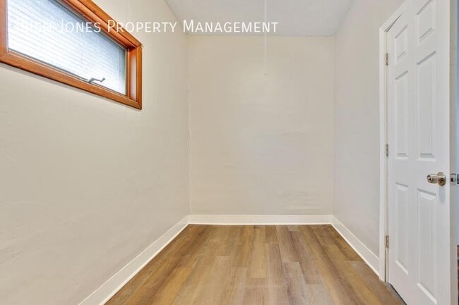 Photo - 56 Fredro St Unit Apt. 2 Rear