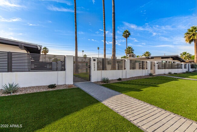 6637 E Earll Dr Unit 1006 D
