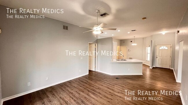 Photo - 116 S Normandale Ave