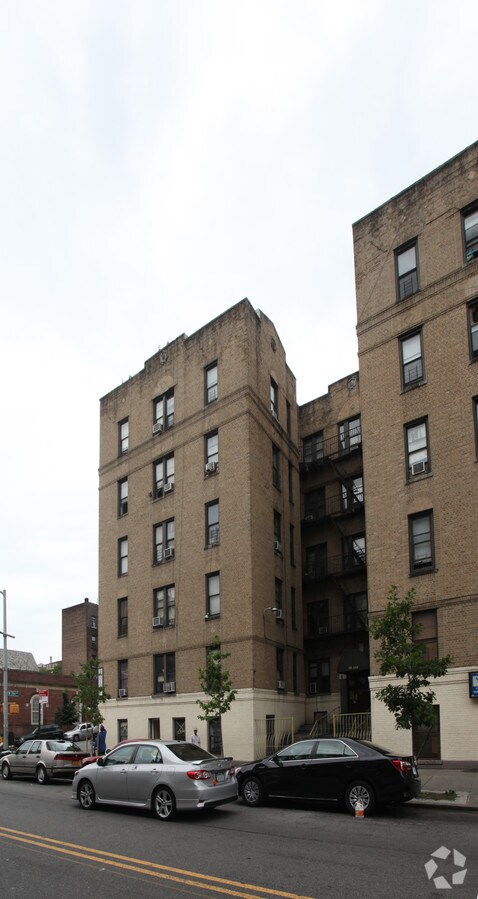 98-104 Vermilyea Ave - 98-104 Vermilyea Ave