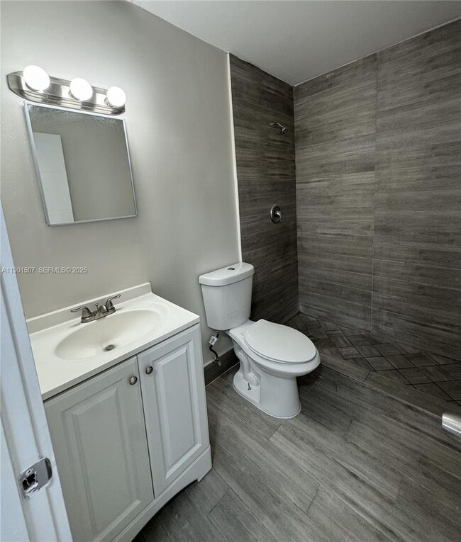 Photo - 7501 NE 2nd Ct Unidad 7