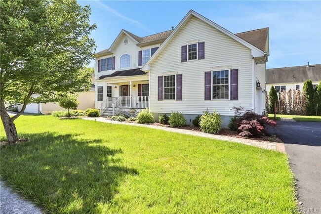 Photo - 2719 Colonial Dr