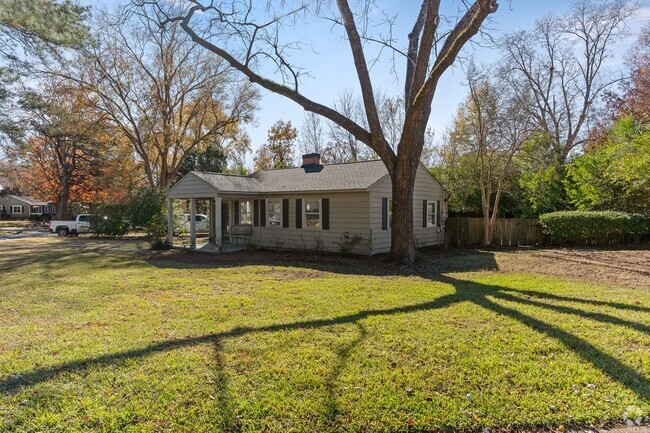 Building Photo - 620 Strathmore Rd Rental