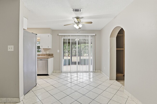 Photo - 3 bedroom 2 bath house in Northwood Pines