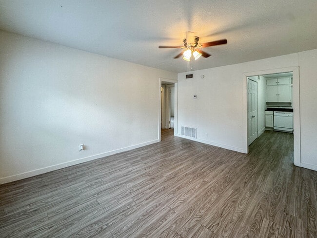 Photo - 609 Amarillo St