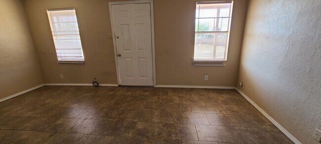 Photo - Nice and Cozy Duplex located in Northeast ...