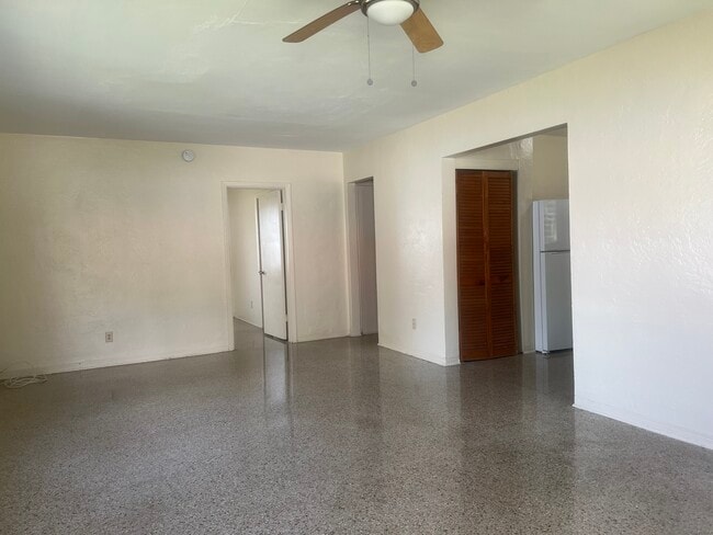 Photo - 505 NE 150th St Unit 4