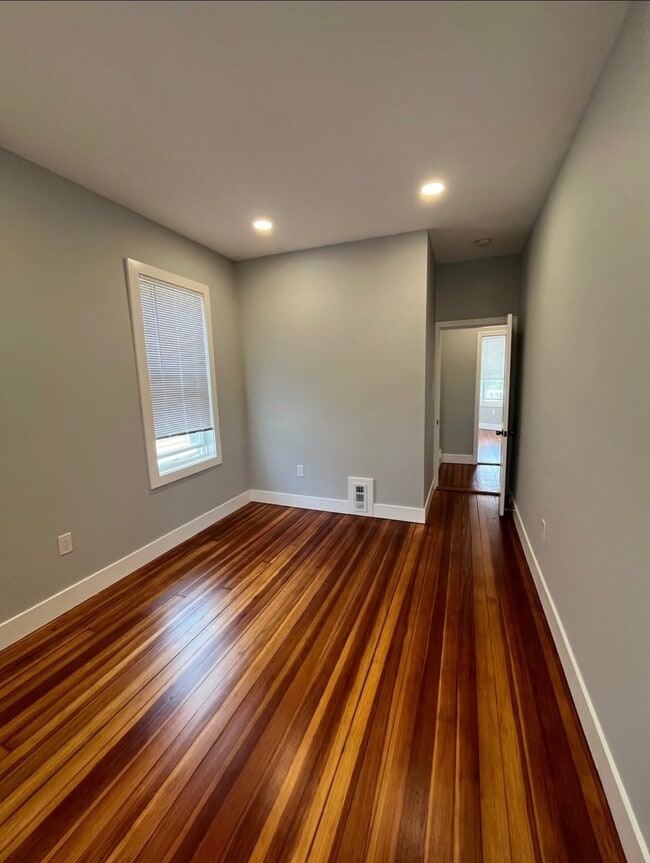 Photo - 31 Faywood Ave Unit 3