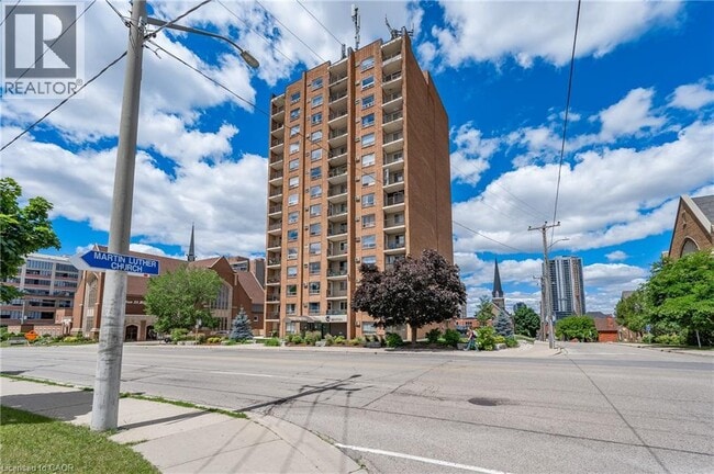 Photo - 64 Benton St Unit 1004