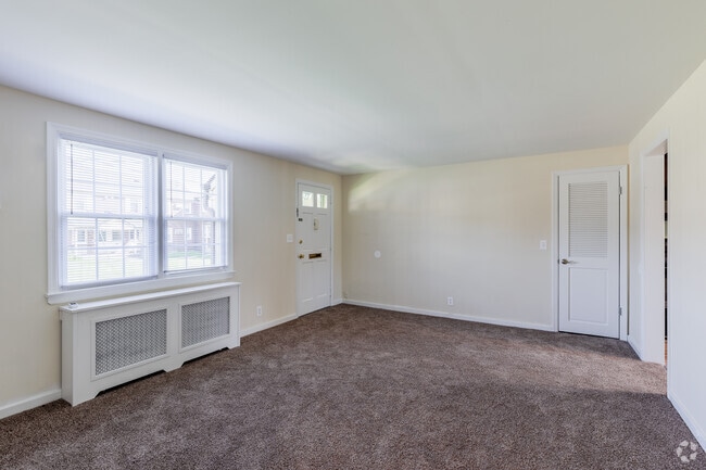 1BR 1BA - 675SF
