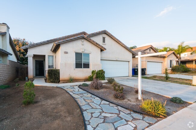 Building Photo - 7962 Claudette Dr Rental