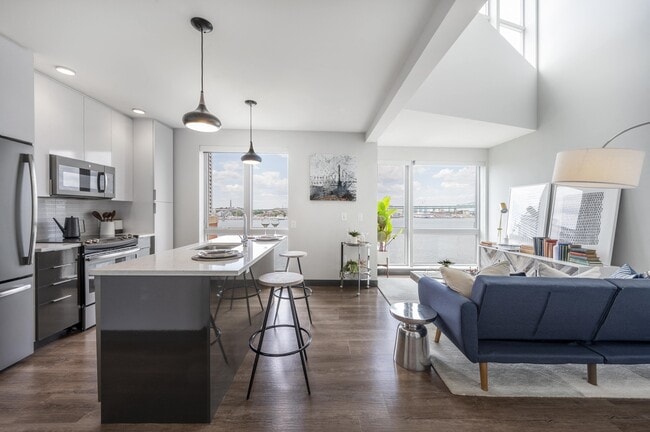 Building Photo - Boston East Rental